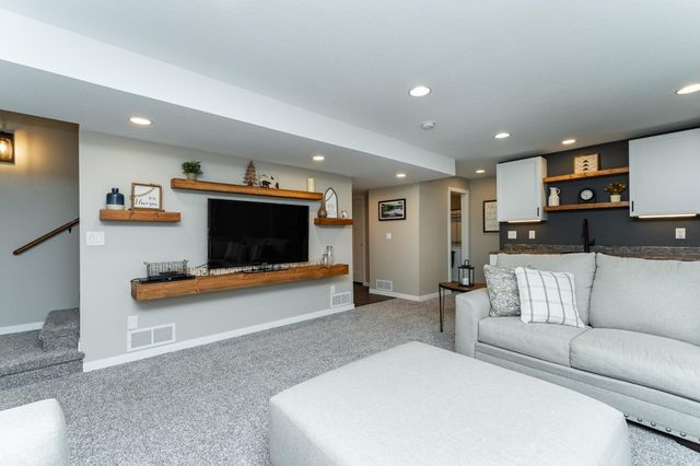 1308 4th Street NW, Kasson, MN 55944