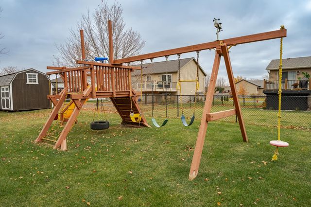 1308 4th Street NW, Kasson, MN 55944