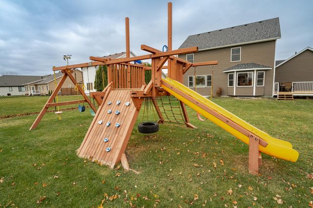 1308 4th Street NW, Kasson, MN 55944