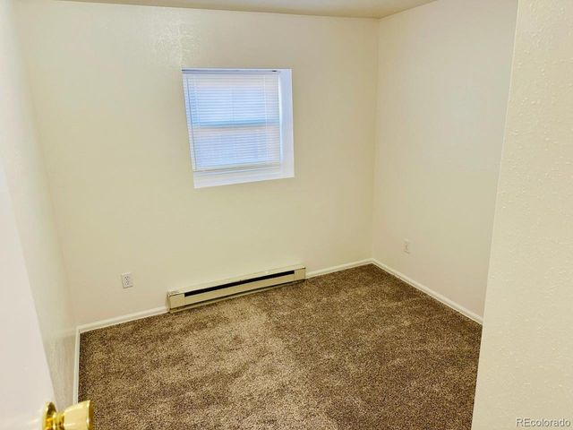 131 10th St, Alamosa, CO 81101
