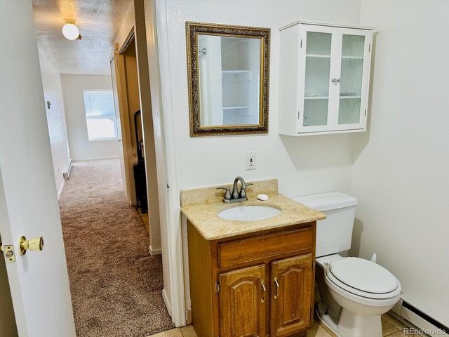 131 10th St, Alamosa, CO 81101
