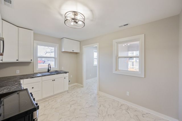 366 Kentucky Ave, S, Parsons, TN 38363