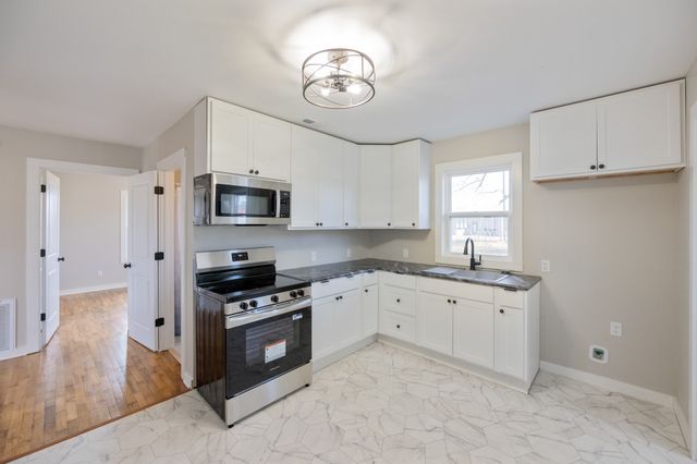 366 Kentucky Ave, S, Parsons, TN 38363