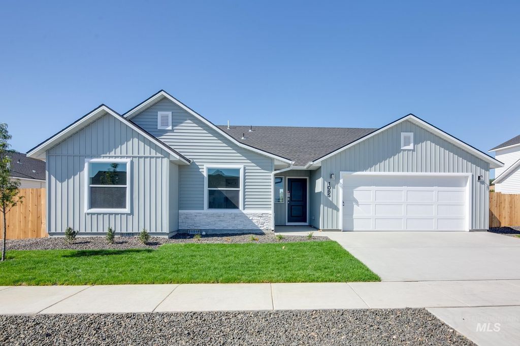 1071 Woods Bog Ave, Middleton, ID 83644