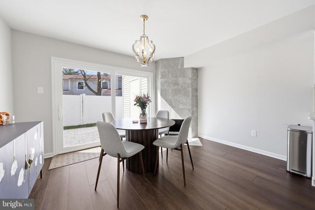 262 GRISSCOM CT, Marlton, NJ 08053