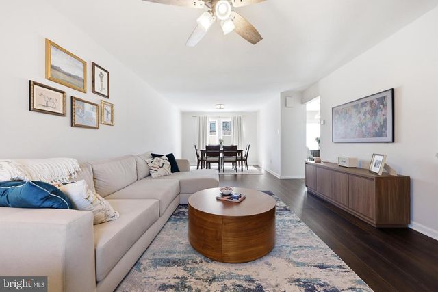 262 GRISSCOM CT, Marlton, NJ 08053