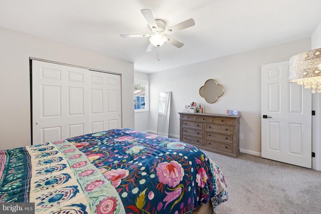 262 GRISSCOM CT, Marlton, NJ 08053