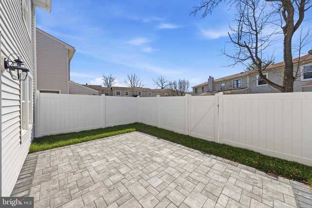 262 GRISSCOM CT, Marlton, NJ 08053