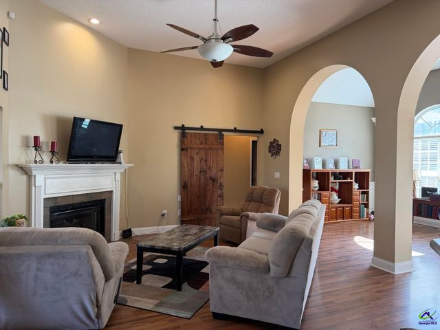 159 Jockey Lane, Cochran, GA 31014