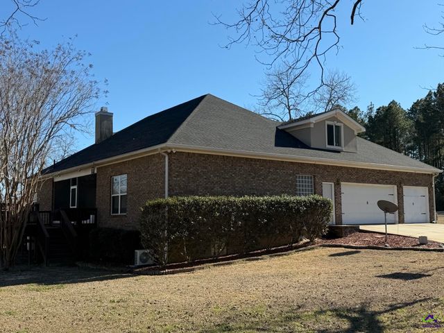 159 Jockey Lane, Cochran, GA 31014