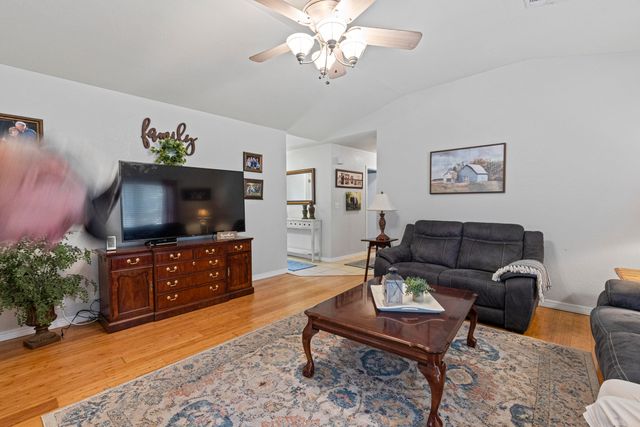 32106 S 603 Lane, Grove, OK 74344