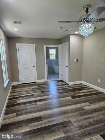 2 DEERFIELD, Seabrook, NJ 08302