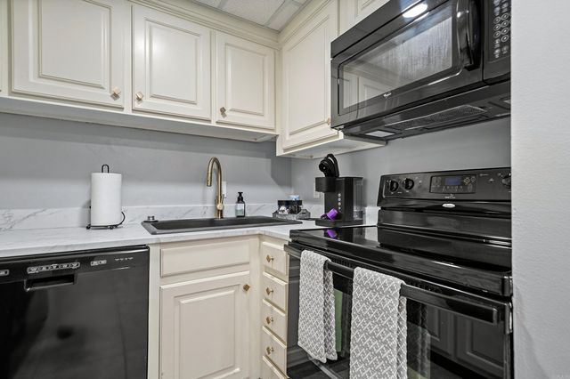 740 Weston Rd Apt 810, Hot Springs, AR 71913