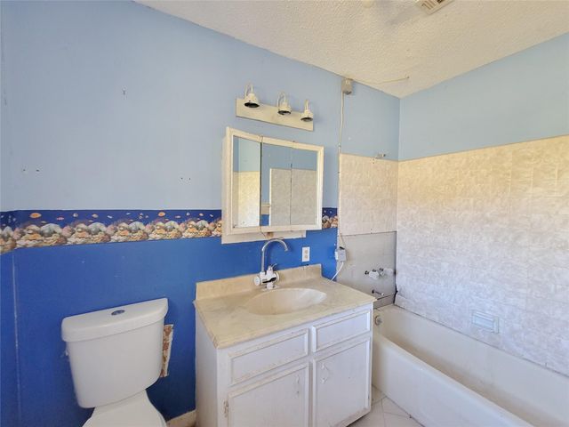 2263 Fm 2610 Road, Cleveland, TX 77327