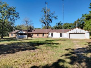 2263 Fm 2610 Road, Cleveland, TX 77327