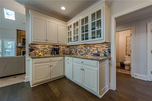 205 Chiswick Close, Johns Creek, GA 30022