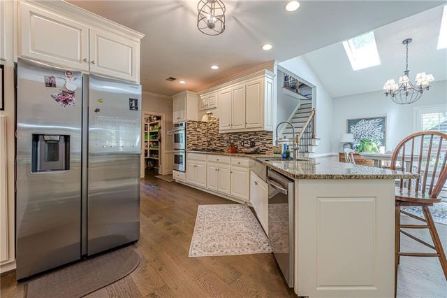 205 Chiswick Close, Johns Creek, GA 30022