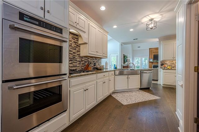 205 Chiswick Close, Johns Creek, GA 30022