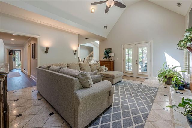 205 Chiswick Close, Johns Creek, GA 30022