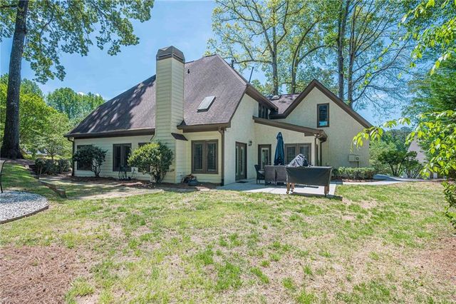 205 Chiswick Close, Johns Creek, GA 30022