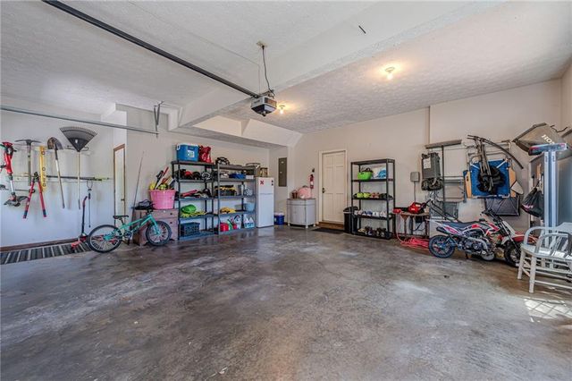 205 Chiswick Close, Johns Creek, GA 30022