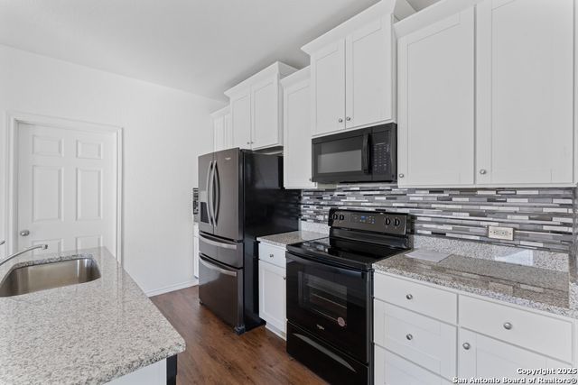 6630 Freedom Ridge, San Antonio, TX 78242