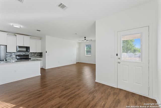 6630 Freedom Ridge, San Antonio, TX 78242