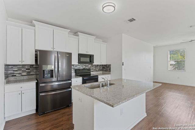 6630 Freedom Ridge, San Antonio, TX 78242