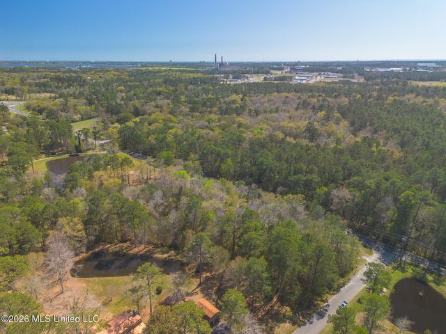 John Ross Road, Gulfport, MS 39503