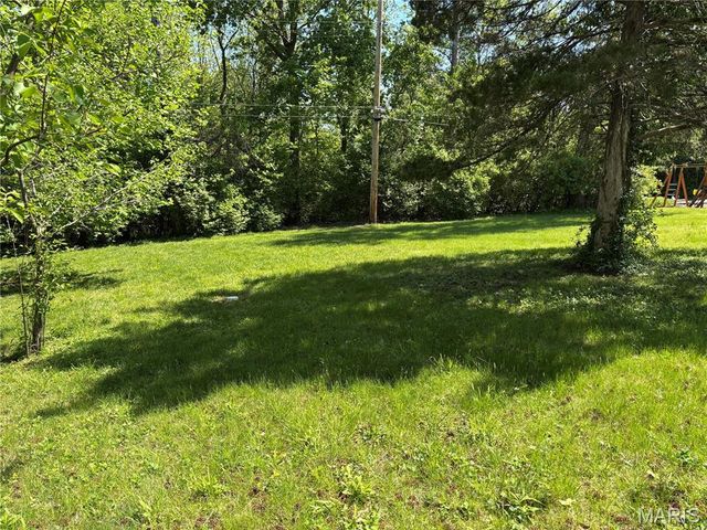 908 Woodshire Lane + Lot A, Creve Coeur, MO 63141