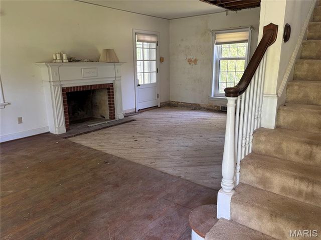 908 Woodshire Lane + Lot A, Creve Coeur, MO 63141