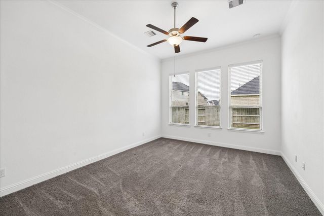 504 Sage Timbers Lane, Pinehurst, TX 77362