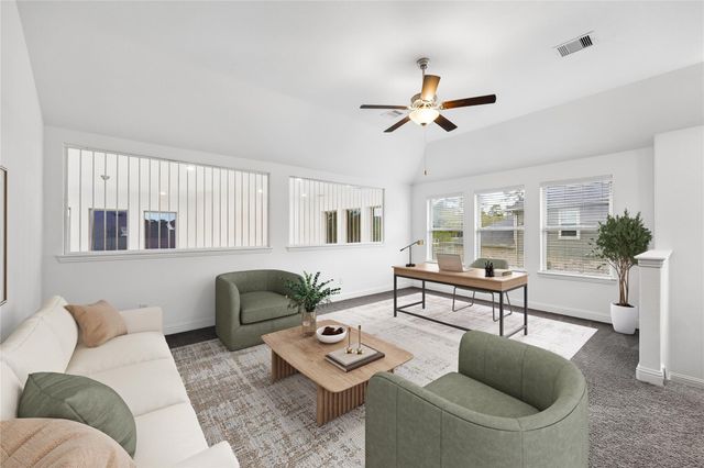 504 Sage Timbers Lane, Pinehurst, TX 77362