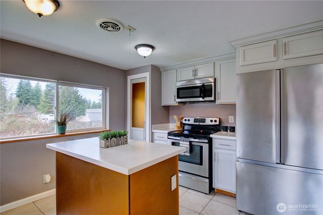 12513 8th Drive NW, Marysville, WA 98271