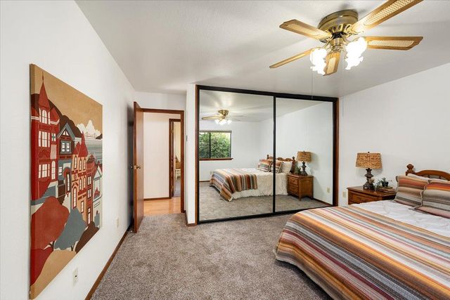 155 Pinewood Way, Auburn, CA 95602