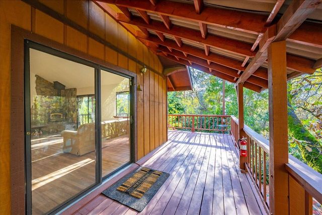 155 Pinewood Way, Auburn, CA 95602