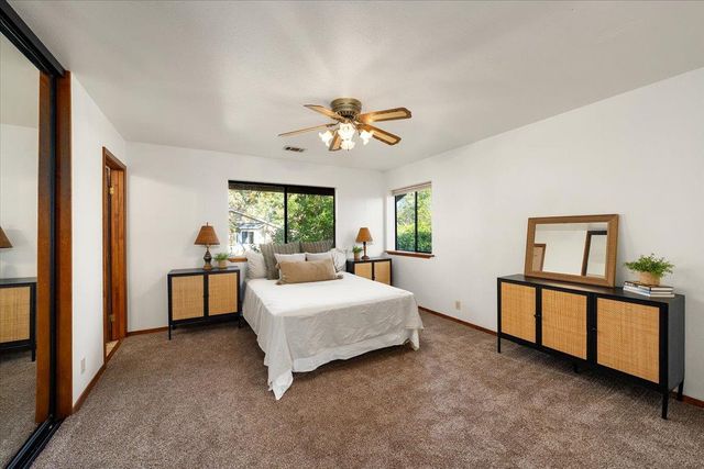 155 Pinewood Way, Auburn, CA 95602