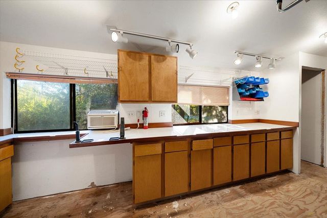 155 Pinewood Way, Auburn, CA 95602