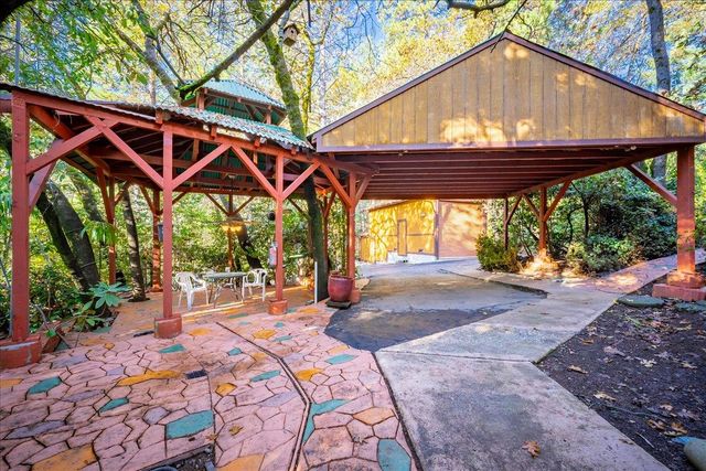 155 Pinewood Way, Auburn, CA 95602