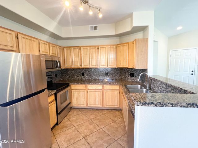 2929 W Yorkshire Drive Unit 1019, Phoenix, AZ 85027