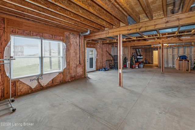 687 Stoneyridge Wynde, Shepherdsville, KY 40165