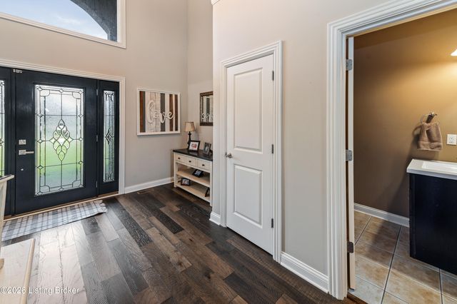 687 Stoneyridge Wynde, Shepherdsville, KY 40165