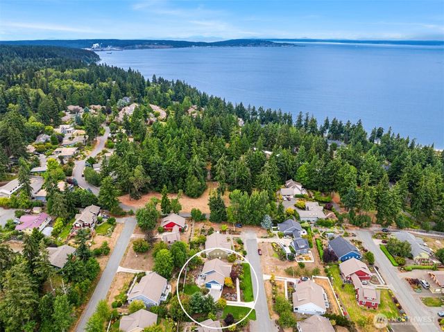 211 N Stromberg Avenue, Port Townsend, WA 98368