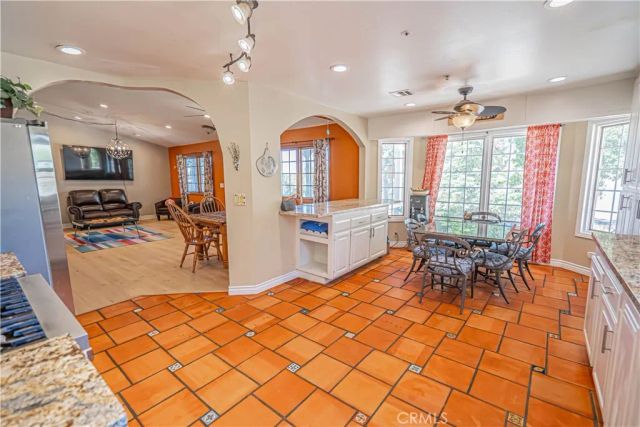 33306 Tyndall, Agua Dulce, CA 91390