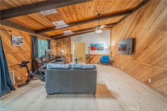33306 Tyndall, Agua Dulce, CA 91390