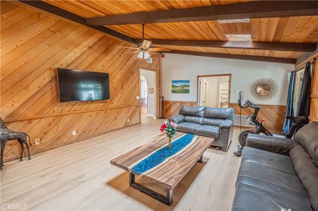 33306 Tyndall, Agua Dulce, CA 91390