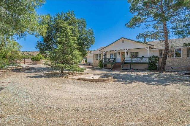 33306 Tyndall, Agua Dulce, CA 91390