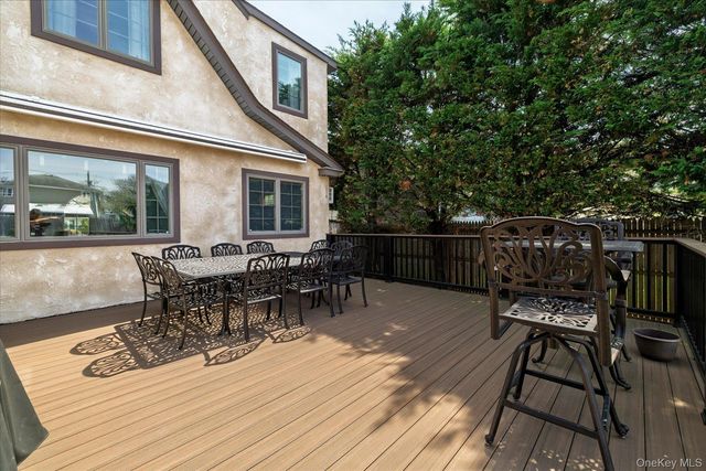 96 Southard Avenue, Rockville Centre, NY 11570