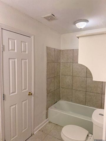 1041 Michigan Ave, Port Allen, LA 70767