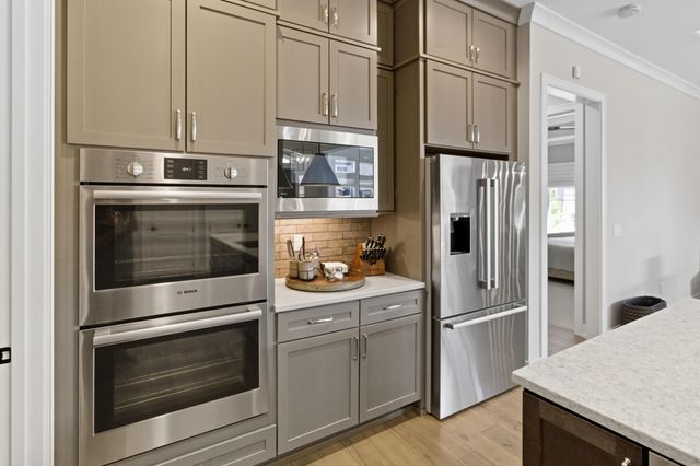 3327 Wolf Ridge Drive, Dublin, OH 43017